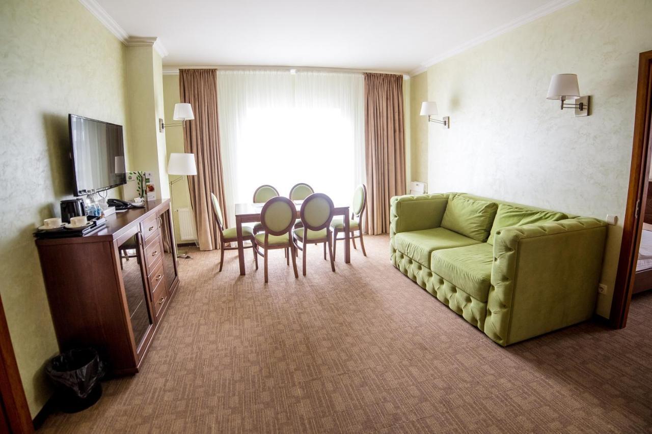 Green Park Hotel & Spa Truskavets Exterior photo